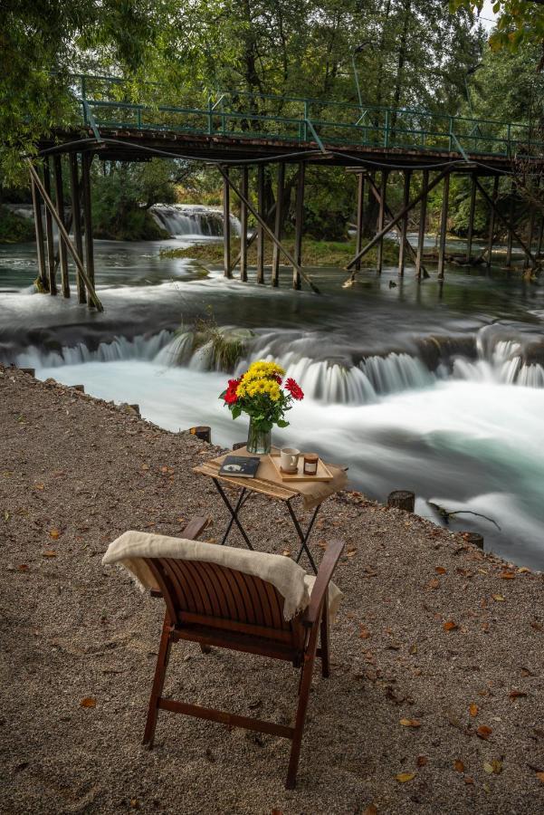 Waterfall Glamping Cabin Villa Bihac Exterior photo